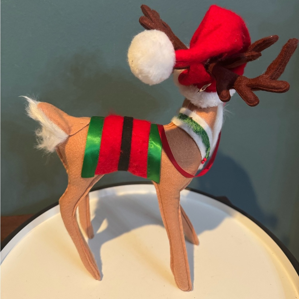 Annalee 12” Very Merry Reindeer Christmas Doll Retired Holiday 2020 Santa Hat - Picture 3 of 7